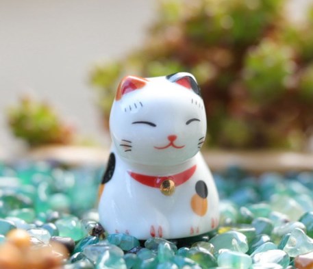 Lucky Cat Chopstick Rest