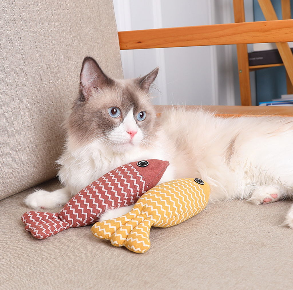 Linen Fish Kicker Toy